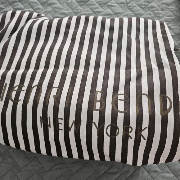 Henri Bendel Burgundy Purple Zip Tote Bag